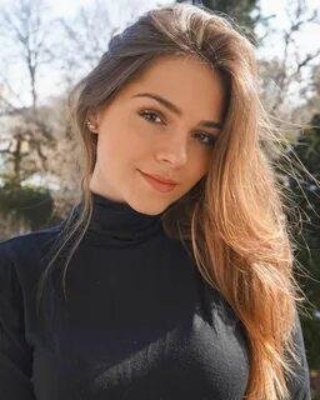 АЛЁНА ДМИТРИЕВА