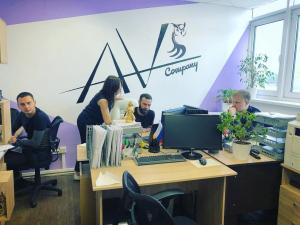 Фотография AV's Company 5